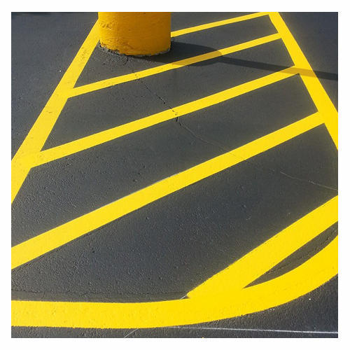 yellow road lines